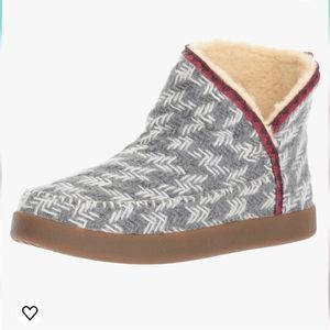 ✨ HOST PICK✨ Sanuk Nice Bootah Ankle Bootie